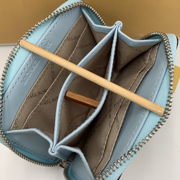 MICHAEL KORS MEDIUM ZIP AROUND CARD CASE VSTA BLUE MULTI SIGNATURE COLOR - Picture 14 of 15